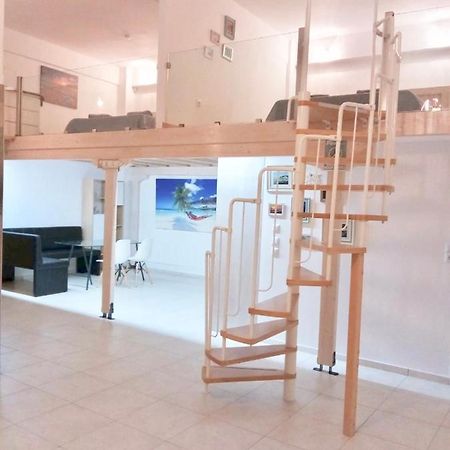 Vonitsa Loft Apartment 1 Buitenkant foto