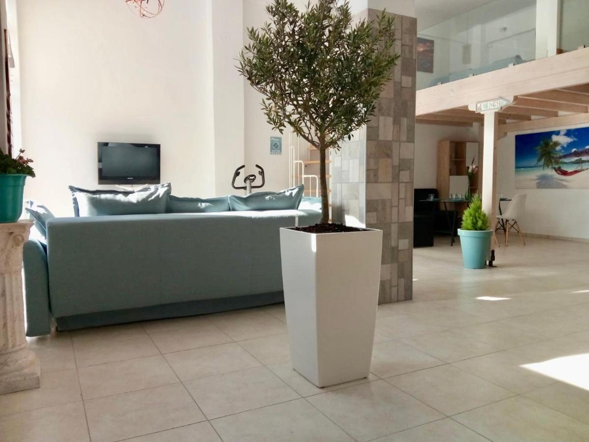 Vonitsa Loft Apartment 1 Buitenkant foto