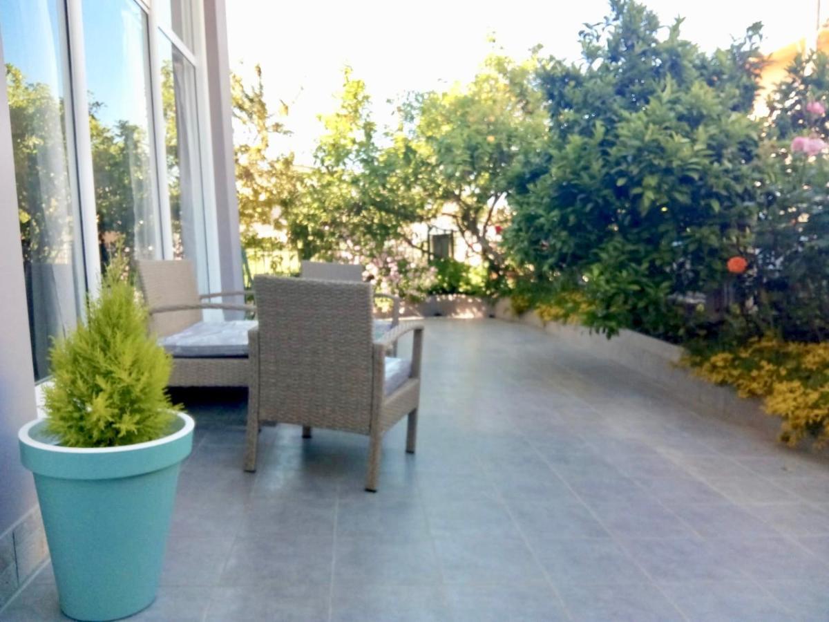 Vonitsa Loft Apartment 1 Buitenkant foto